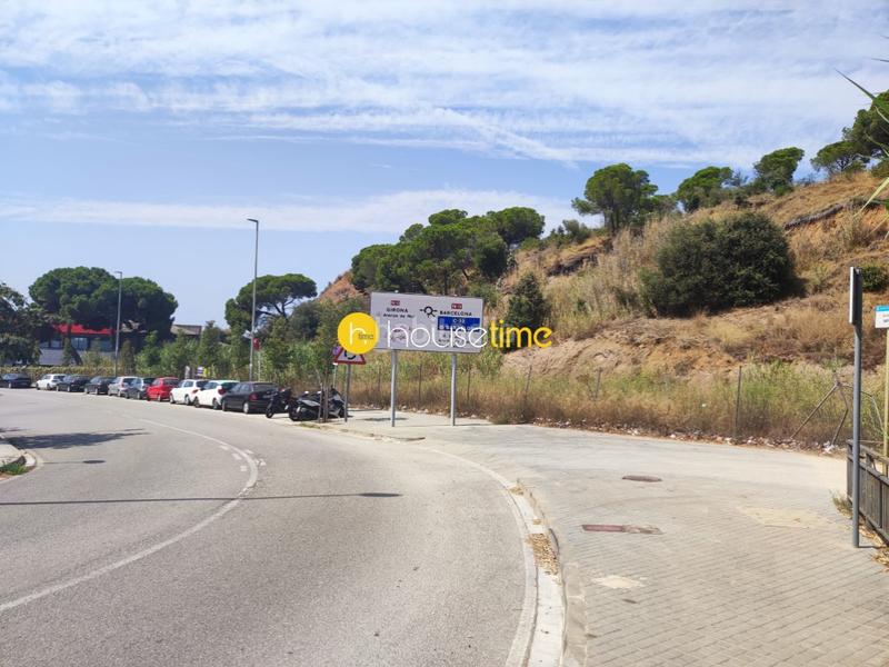 Foto 47312aca-06f3-44e9-ac5a-f6653a67c9a7. Terrain industriel dans calle rial del sapi 20 dans Arenys de Mar
