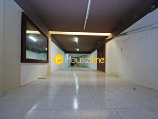 Locale commerciale in Centre. Amplio y estrategico