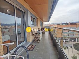 Appartamento in Port. Piso cerca playa y tren en perfecto estado con vistas mar