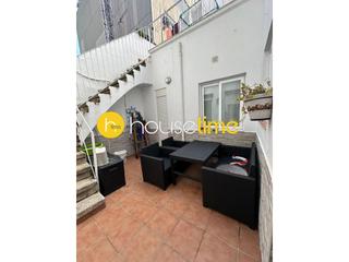 Edifici a Calella. Finca completa con local