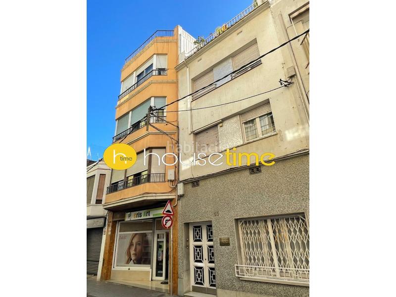 Foto 47cd452d-5290-44cf-b136-e9681b41af2e. Edificio finca completa con local en Calella