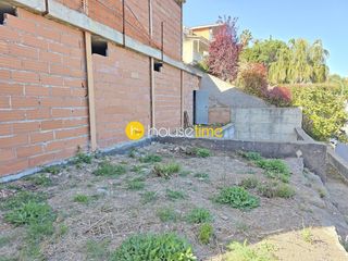 Casa a Alella. Casa en construcci�n en urbanizaci�n mas coll de
