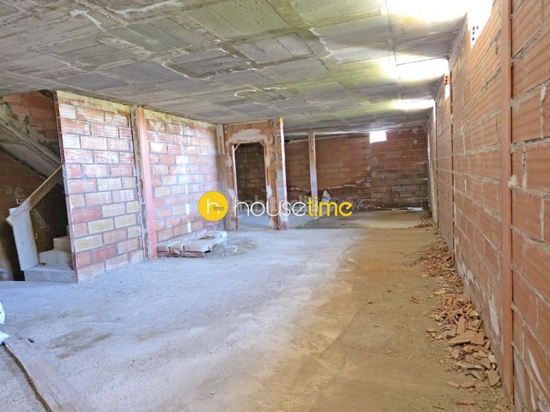 Foto 32fe913a-7f19-4b41-a59d-174f0993d9a9. Casa amb aparcament a Alella