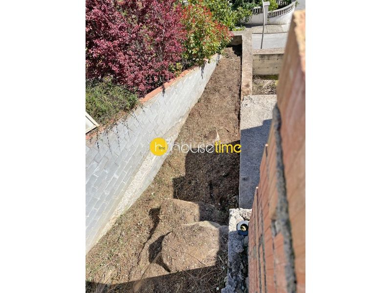 Foto c84dfdb8-e21d-40dd-bdf3-38cc5534fe18. Casa amb aparcament a Alella