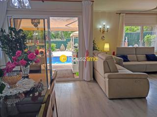 Casa a Ametlla del Vallès (L´). Impresionante casa reformada en el serrat con piscina para 2 fam
