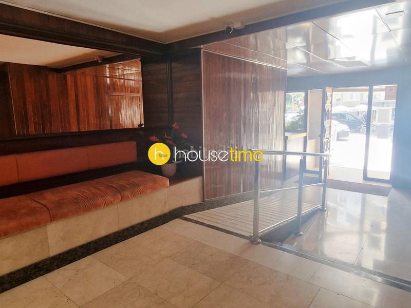 Foto db4bab90-2fdb-4e91-9f86-7a9b3ea83348. Piso  a reformar en eixample dreta actualmente oficinas en Barcelona