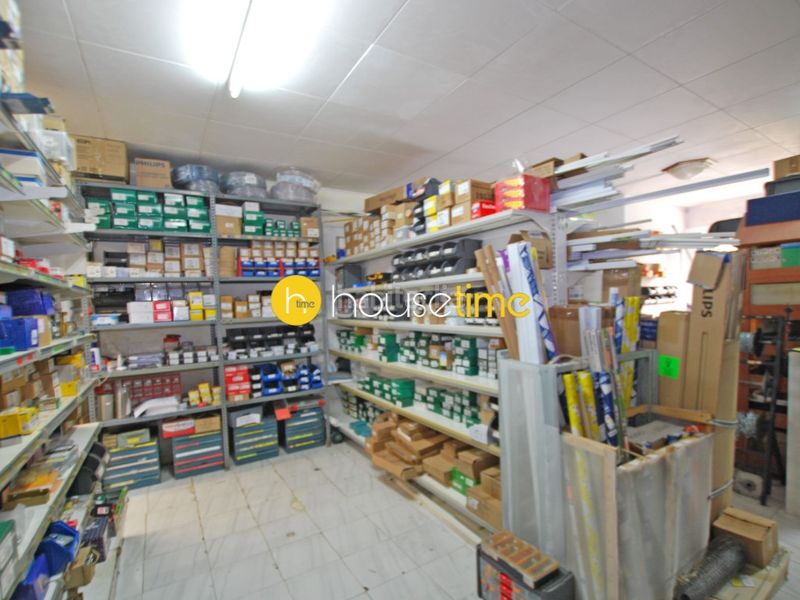 Foto abcd532d-cadc-402d-8bbe-fa2fa8b242e5. Local comercial a Centre Vilassar de Mar