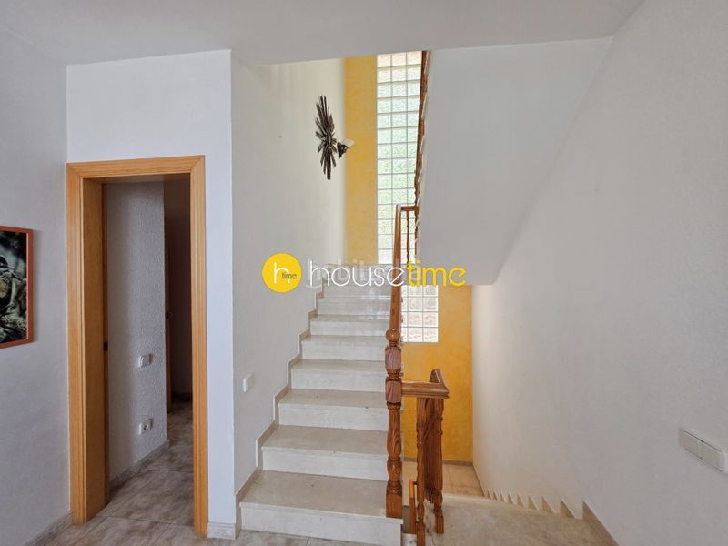 Foto 3c4e39e6-5b5c-4a89-8059-7030076a1593. Casa amb aparcament a Cabrils