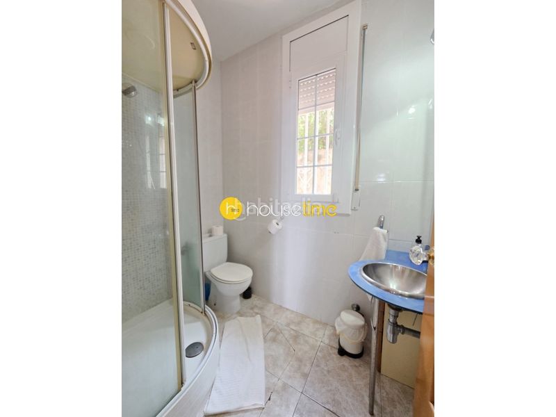 Foto b568c62f-ab47-4e62-875f-0796e55a87ac. Casa amb aparcament a Cabrils