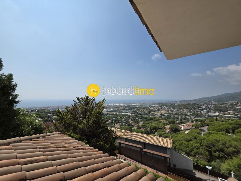 Foto ce8e9fce-ee21-40ab-8f37-010dcc058f4e. Casa amb aparcament a Cabrils