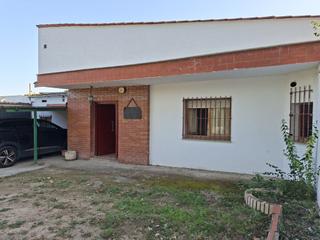 Landgut in Roca del Vallès (La). Terreno agrícola con piscina y casita en vallderiolf. la roca de