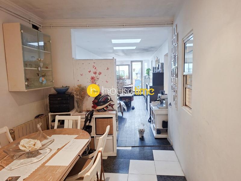 Foto 61ca5d88-7f61-47c7-9e67-cc4ed41d0f8d. Maison avec parking dans Canet de Mar