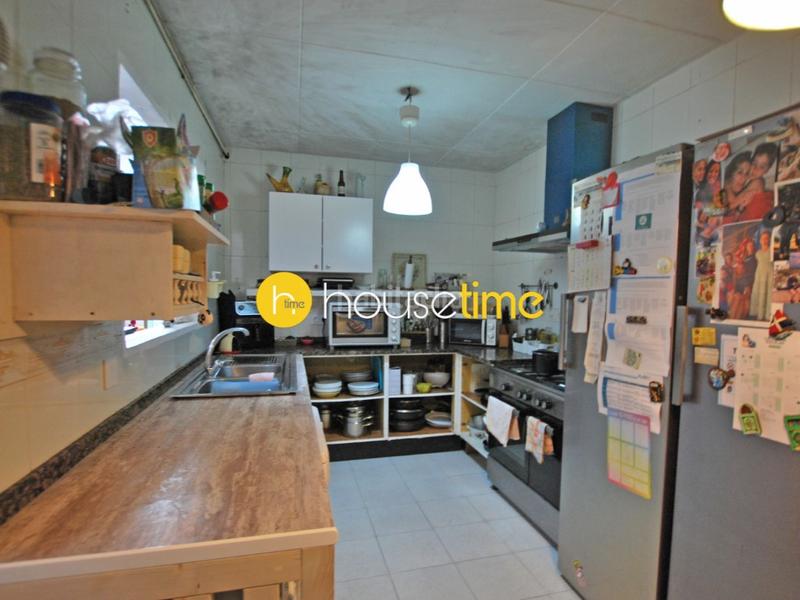 Foto 6b78310d-7c14-4f86-8156-09e8bde3d375. Maison avec parking dans Canet de Mar