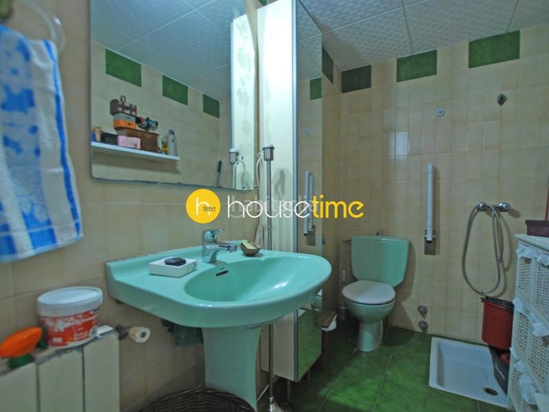 Foto 8dd63374-64f2-40ae-9250-254ed99bea5e. Maison avec parking dans Canet de Mar