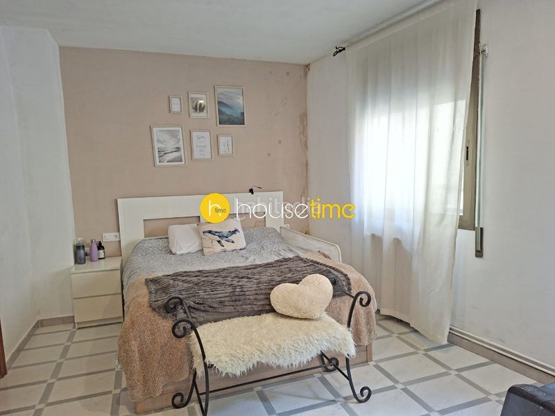 Foto 8fef3634-a5cf-4d94-80cb-52a08ee4aec9. Casa amb aparcament a Canet de Mar