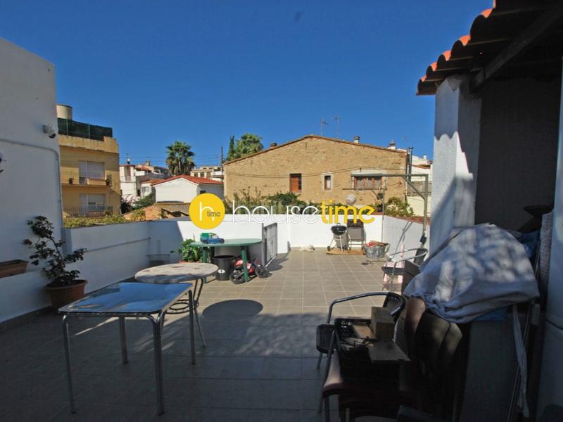 Foto c0954c4d-12cf-409e-b8e8-8188da5e0e38. Maison avec parking dans Canet de Mar