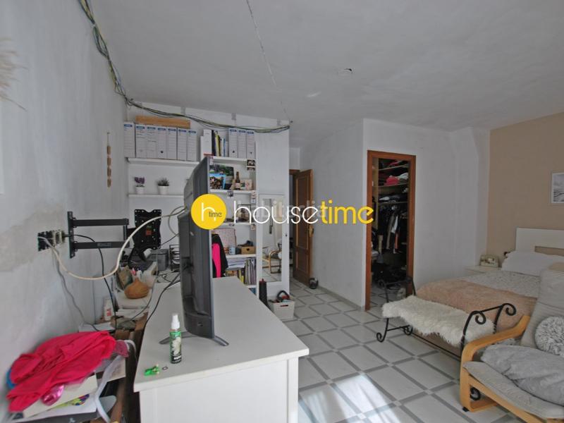 Foto ca2619eb-db4a-48b2-b849-4d85a0e4ee79. Maison avec parking dans Canet de Mar
