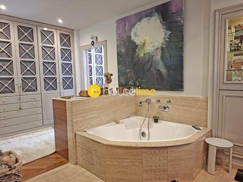 Foto f7f6d720-c729-4e20-87b7-21c44216b369. Casa con parcheggio in Califòrnia-Santa Madrona Masnou (El)