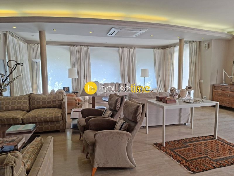 Foto d54df48f-b6c6-48d4-a696-f836a2382f2f. Casa amb aparcament a Califòrnia-Santa Madrona Masnou (El)