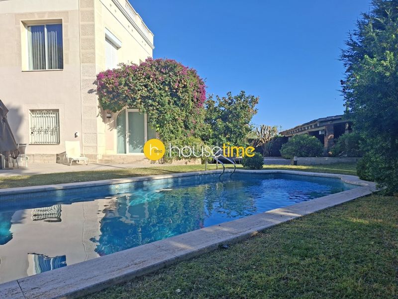 Foto dad3a465-d66c-42f6-8a25-2ab851468c05. Casa amb aparcament a Califòrnia-Santa Madrona Masnou (El)