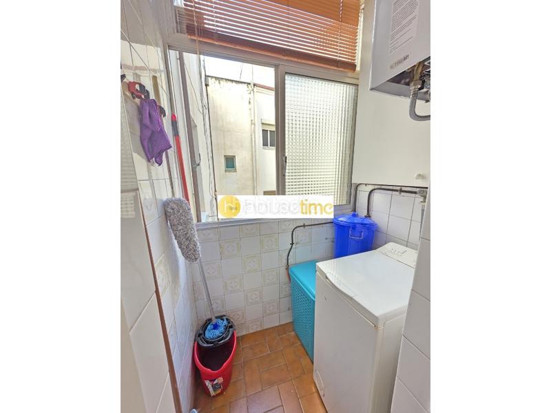 Foto adfa9e1c-0e2d-4db1-991e-3d86a95d0929. Àtic a Sant Crist Badalona