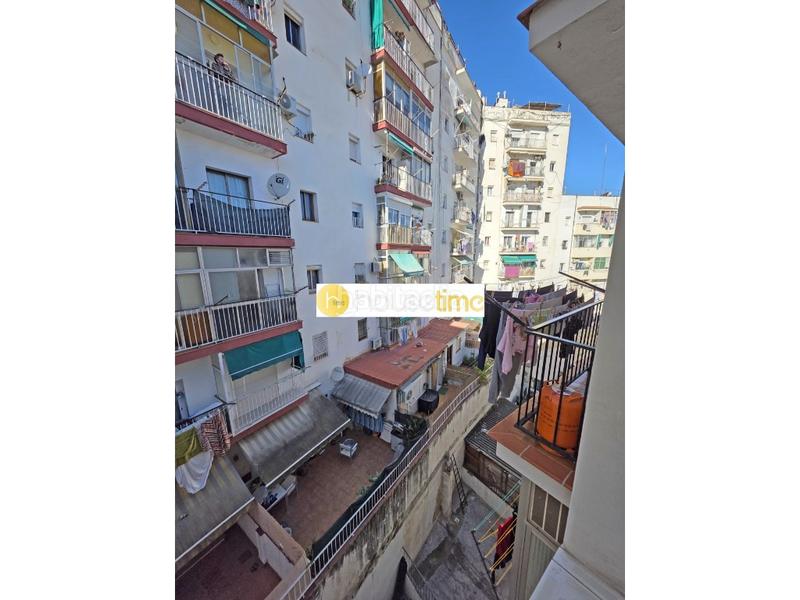 Foto d234dd2e-729d-4c6b-8901-904ed223dc5a. Àtic a Sant Crist Badalona