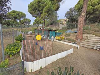 Terreny residencial a Teià. Terreno urbano en la urbanización las delicias