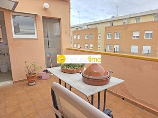 Etagenwohnung in Bufal�. Piso en b�fala de 90m2 con terraza privada de 12m2 y jard�n priv