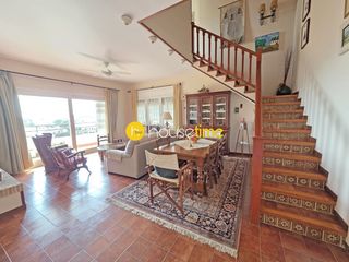 Casa a Cabrils. Casa a 4 vents amb piscina