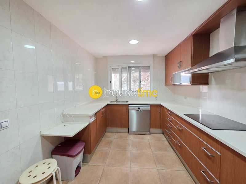 Foto 1671df2e-88c7-4fbd-aef2-51f78168cb90. Casa amb aparcament a Urbanitzacions Argentona