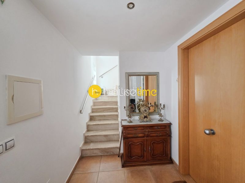 Foto 8a867edd-49c7-4a8a-a039-c2b1a177295a. Casa amb aparcament a Urbanitzacions Argentona