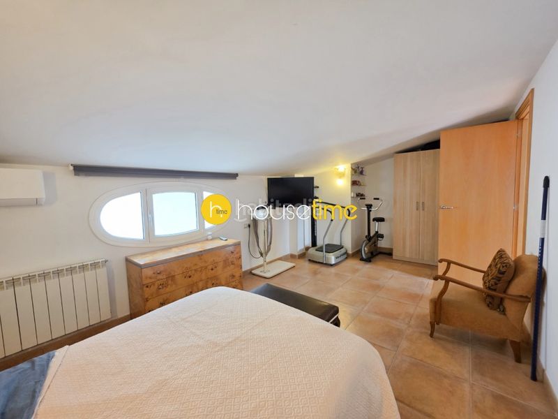 Foto d58e7354-c935-4309-bc47-b9f8a9773429. Casa amb aparcament a Urbanitzacions Argentona