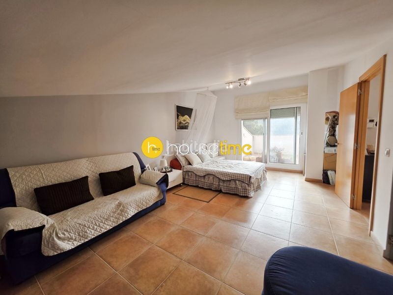 Foto e84fd5ab-4d9b-4905-aa1e-ceff65f1d879. Casa amb aparcament a Urbanitzacions Argentona