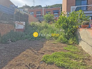 Terreny residencial a Singuerlín. Terreno en singuerlin orientado a sur soleado y con vistas mar