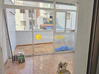 Planta baixa a Fondo. Planta baja reformada a estrenar zona fondo