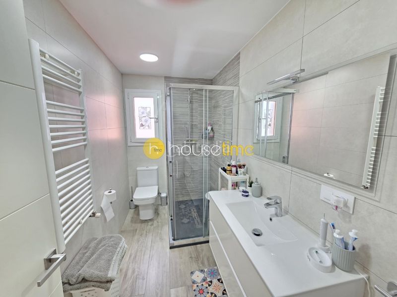Foto 81c560b5-57ee-45ee-8706-b6c4f9a4ae15. Casa a Els Pins Blanes