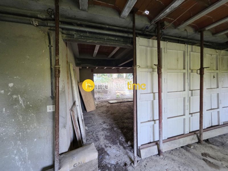 Foto c63a65fd-b84d-4625-b0c4-8a97010b3492. Casa amb aparcament a Vilanova del Vallès