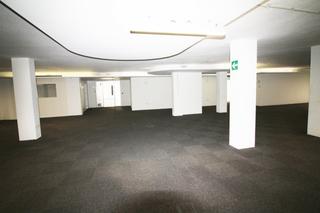 Rez-de-chaussée à Centro - Muelle Pesquero. Entresuelo en estado  diáfano de 750 m2 en ramon gallud