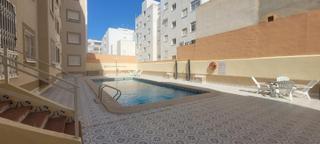 Appartement à Calle vicente blasco ibañez. Apartamento junto a la playa del cura con piscina