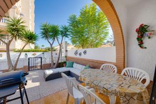 Reihenhaus  Calle marcelina. Acogedor bungalow en planta baja en torrevieja, listo para entra