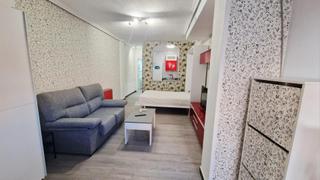 Loft  Calle de la virgen del mar. Estudio acondicionado con un dormitorio