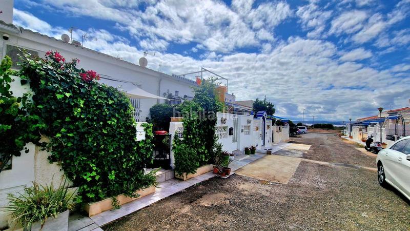 Foto a058801b-19a3-4bca-a565-3ba449d8462a. Casa amb calefacció a Zona Carrefour - Urbanizaciones Torrevieja