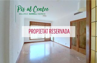 Pis  Carrer del comte borrell