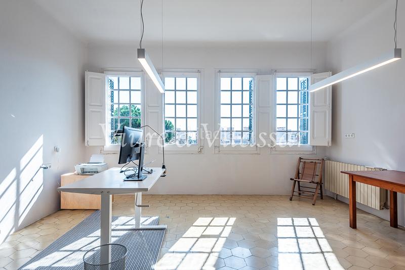 Foto cbb3099d-0f05-4ed9-9ac2-5d6616719298. Affitto casale con camino riscaldamento parcheggio in Vilassar de Mar