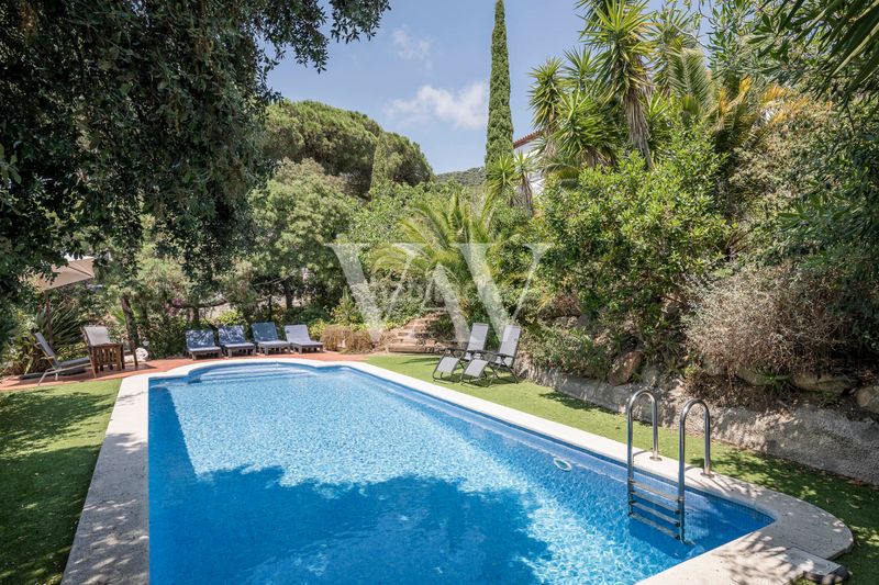 Foto e4386d7a-9024-4c88-b6e1-20b8b26ad6cb. Xalet amb xemeneia calefacció aparcament piscina a Cabrils
