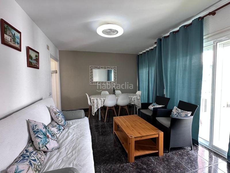 Foto 8efd7282-04c8-4e1c-b6f3-9ad8ce6aac6a. Pis amb aparcament a Calafell platja Calafell