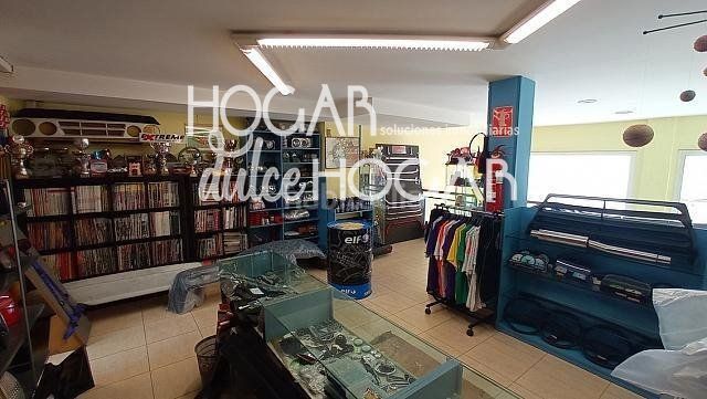 Foto b3d94743-c249-42c6-8c06-995fe5aca81a. Local comercial a Calafell platja Calafell