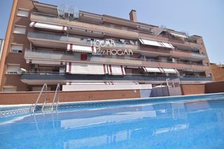 Etagenwohnung  Sant vicenç. Espectacular  piso seminuevo en el vendrell con piscina y terraz