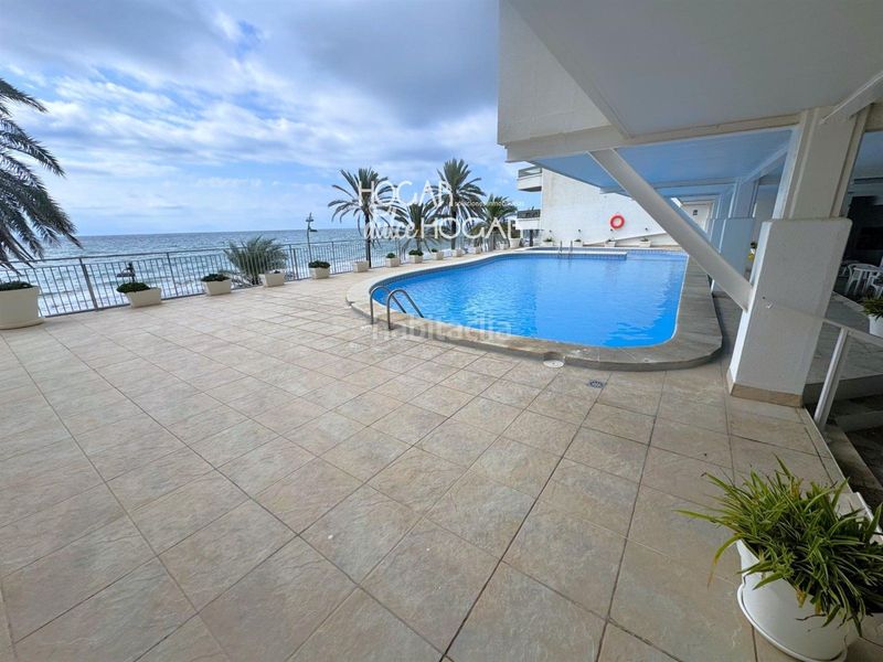 Foto 5ff40062-a3d2-417e-9922-16be385c3620. Pis amb aparcament piscina a Calafell platja Calafell
