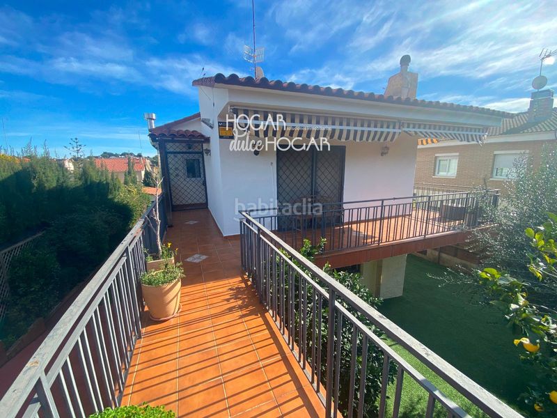 Foto a7485e5b-fc89-4e40-ad16-728b6ed534cb. Xalet amb aparcament piscina a Cunit residencial Cunit